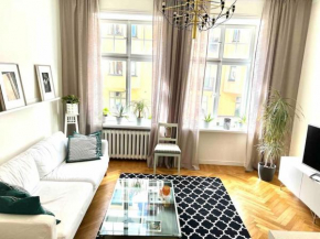 Modern lägenhet med balkong, Stockholm